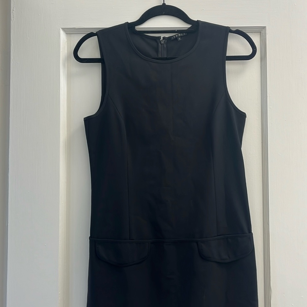 Black theory dress in great condition! A staple piece.